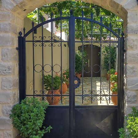 Villa Lucas Melidhonion  Экстерьер фото