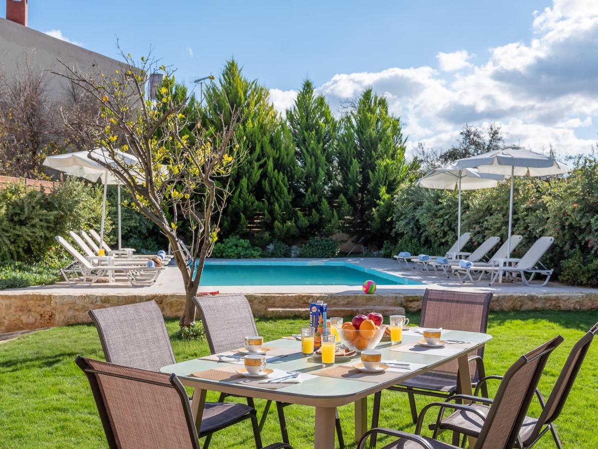 Villa Lucas Melidhonion  Экстерьер фото