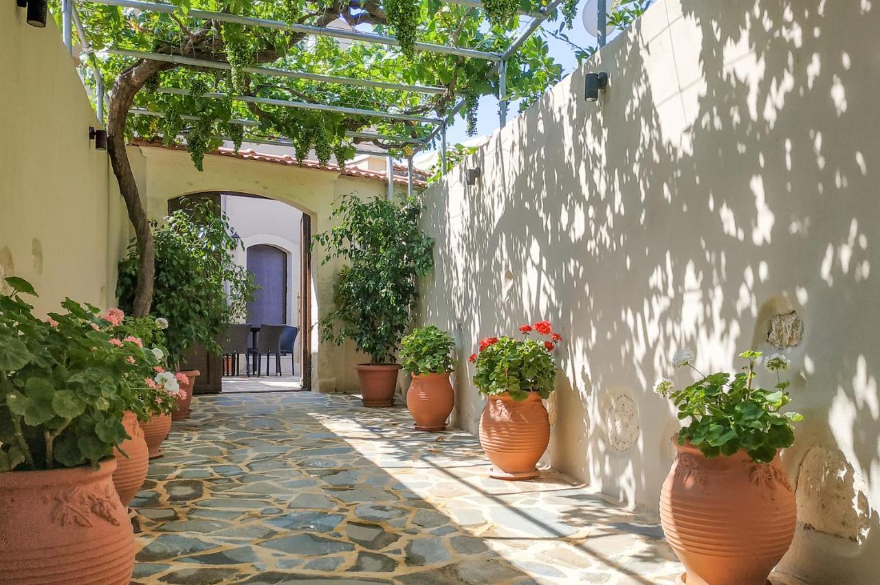Villa Lucas Melidhonion  Экстерьер фото