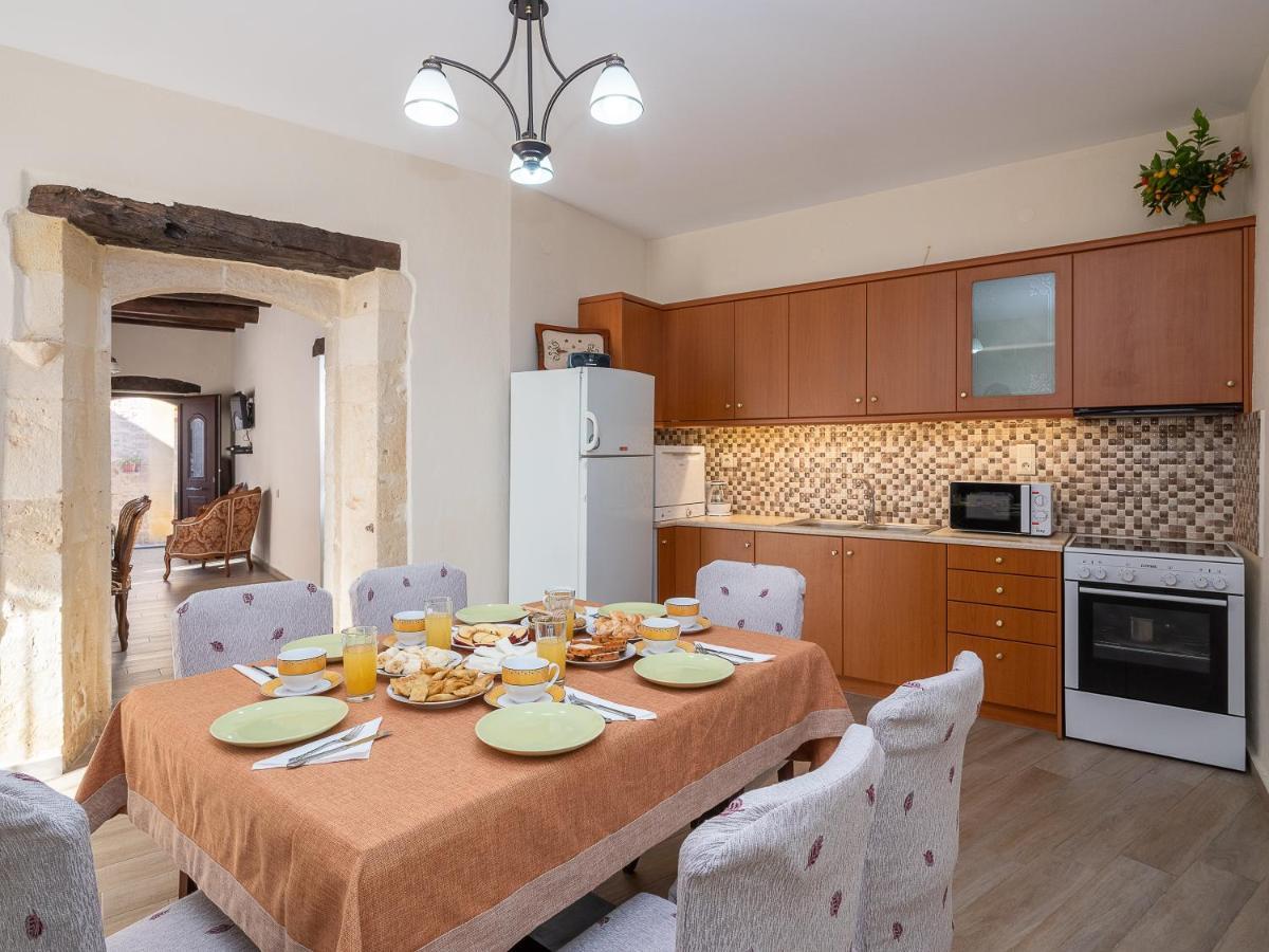 Villa Lucas Melidhonion  Экстерьер фото